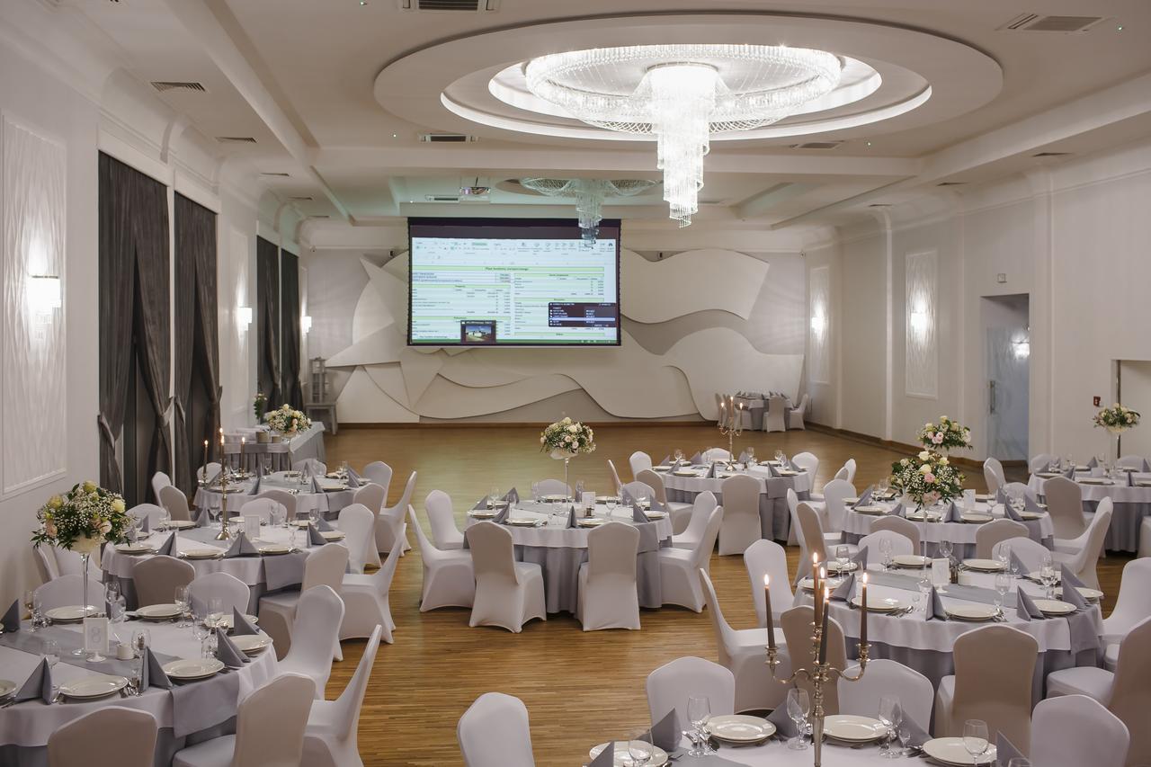 Hotel Czarny Staw Aleksandrów Łódzki Exteriér fotografie