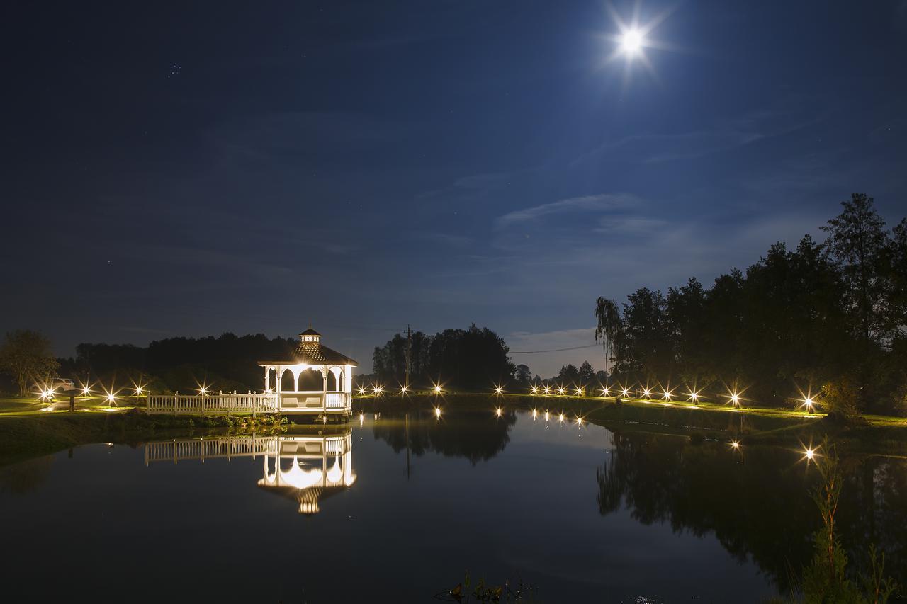 Hotel Czarny Staw Aleksandrów Łódzki Exteriér fotografie